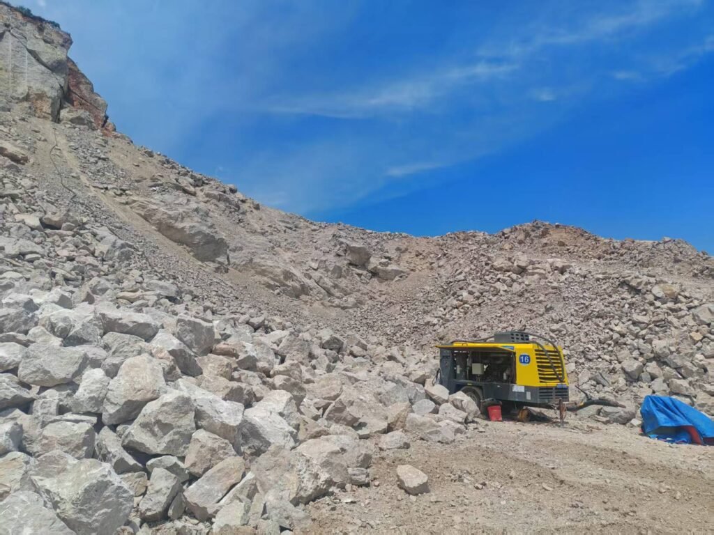 Dolomite mining area for primary magnesium production